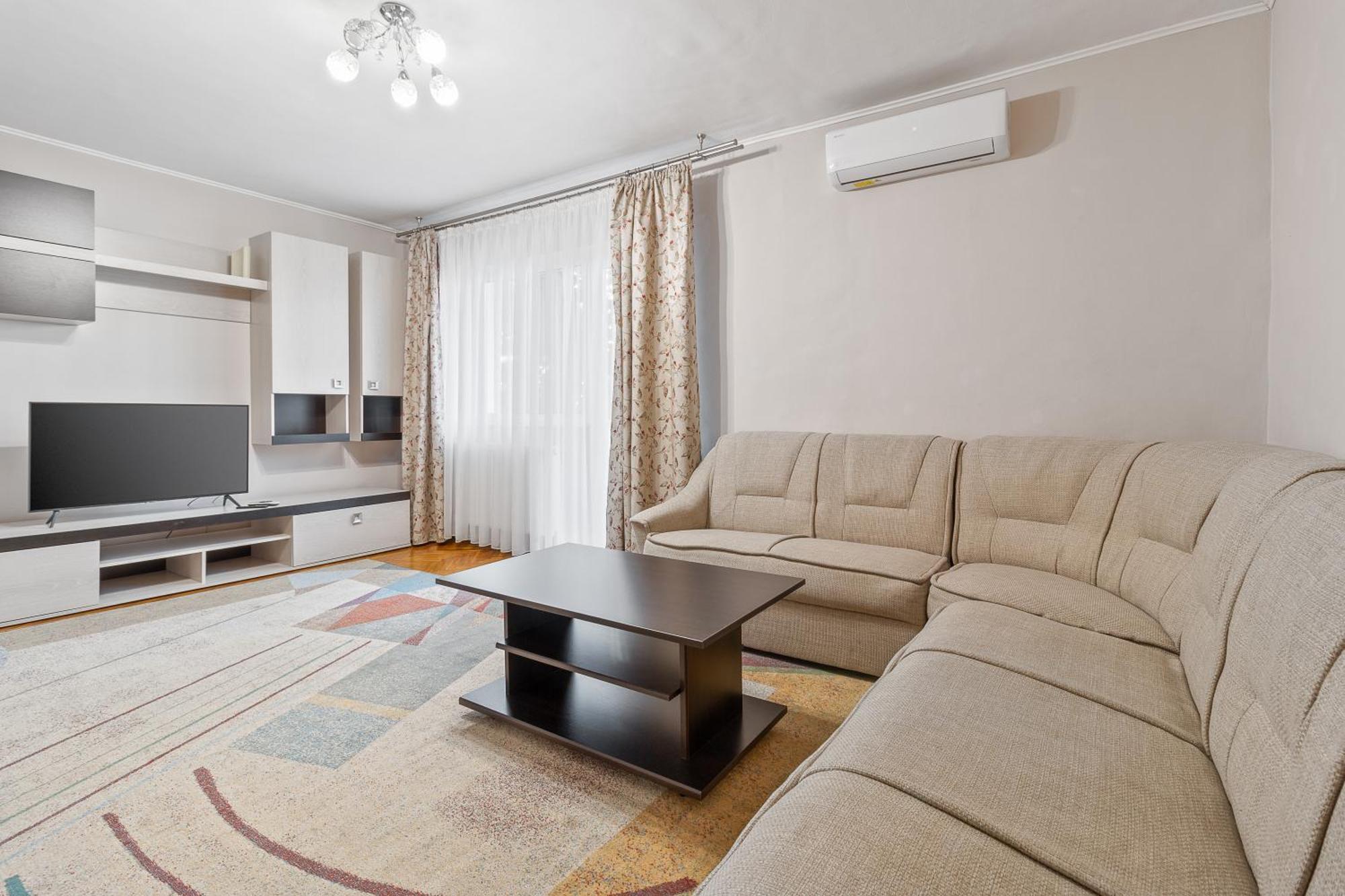 Apartament Helena Oradea Εξωτερικό φωτογραφία