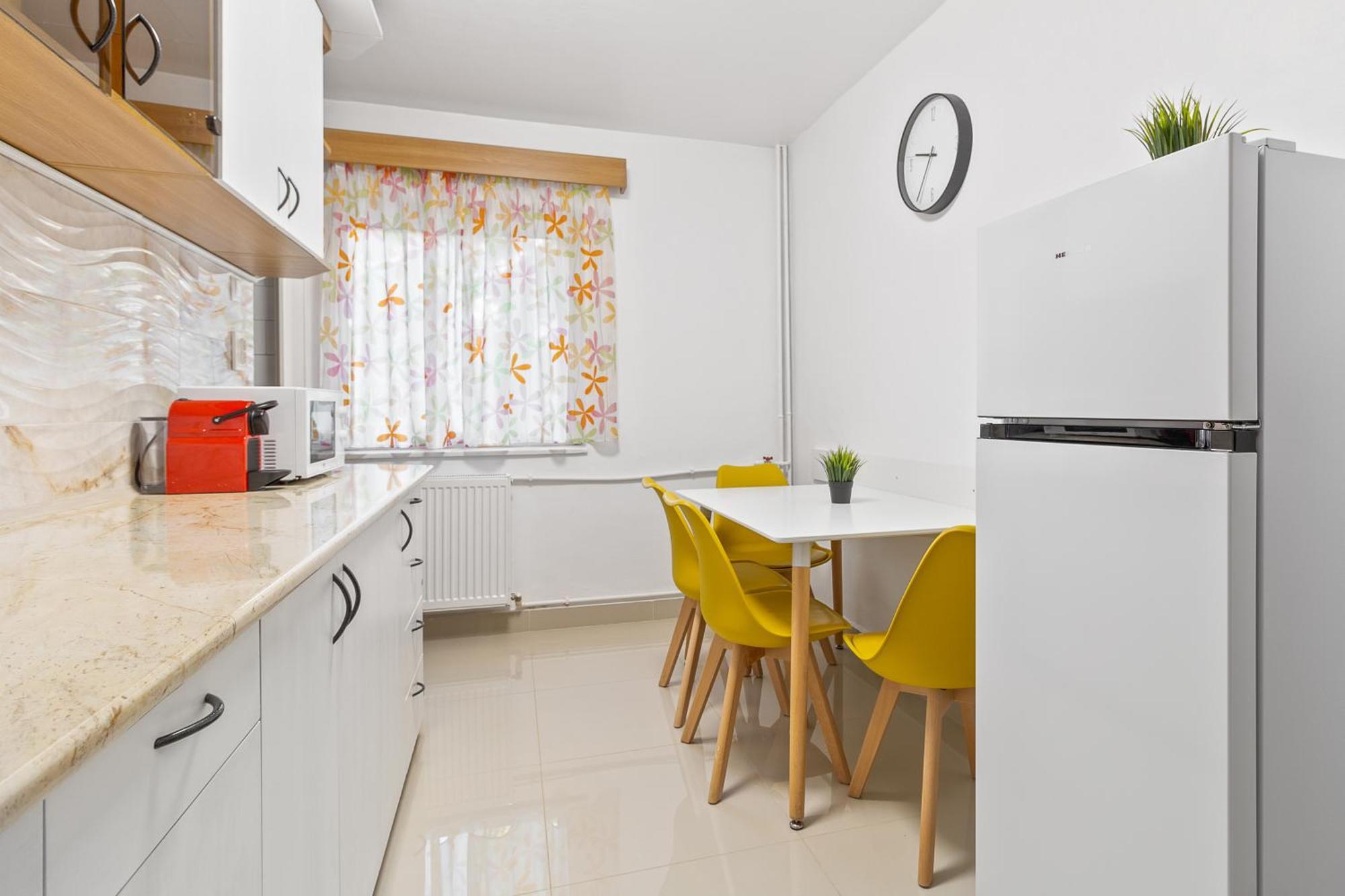 Apartament Helena Oradea Εξωτερικό φωτογραφία