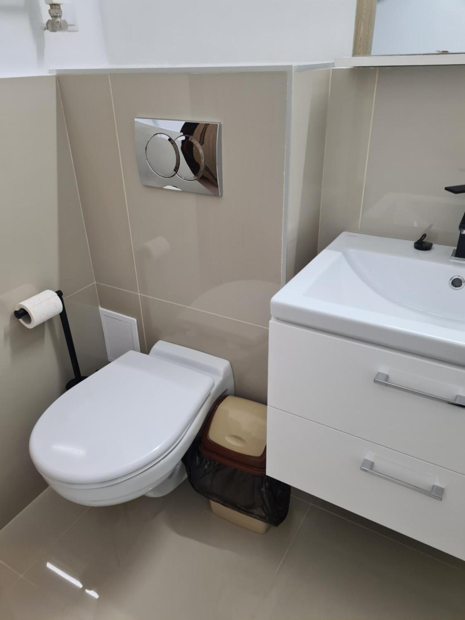 Apartament Helena Oradea Δωμάτιο φωτογραφία